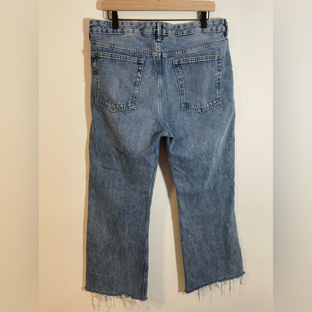 MNG Mango Ariadna Wide Leg Denim Jeans Medium Wash Raw Hem Womens Size 12 - Picture 4 of 8
